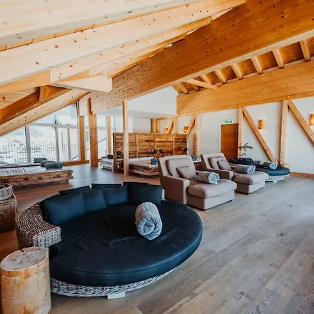Post Seefeld - Wellnesshotel Tirol فندق سيفيلد ان تيرول