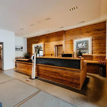 Post Seefeld - Wellnesshotel Tirol Hotel Seefeld w Tirolu