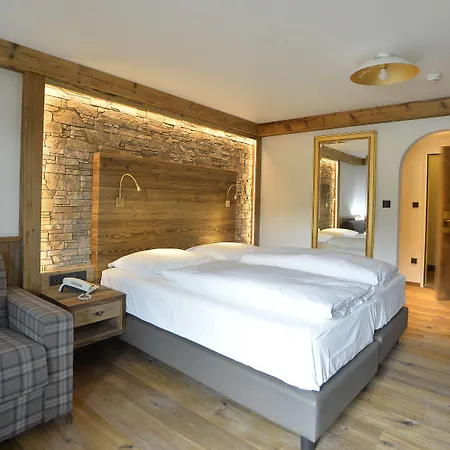 فندق Post Seefeld - Wellnesshotel Tirol 4*