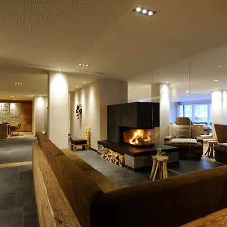 فندق Post Seefeld - Wellnesshotel Tirol 4*