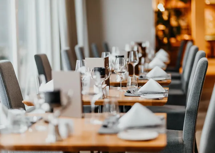 Otel Post Seefeld - Wellnesshotel Tirol Seefeld in Tirol