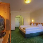 Post Seefeld - Wellnesshotel Tirol מלון 4*