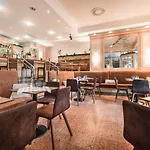 Post Seefeld - Wellnesshotel Tirol מלון 4*