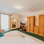 Post Seefeld - Wellnesshotel Tirol Отель