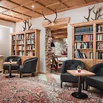 Post Seefeld - Wellnesshotel Tirol Отель Зеефельд в Тироле