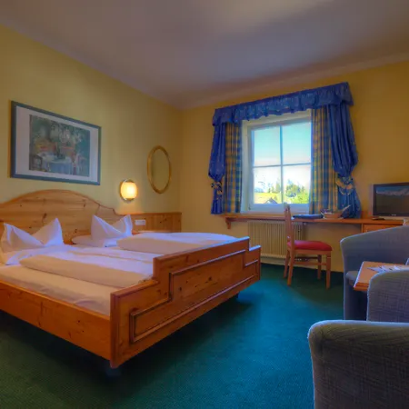 Post Seefeld - Wellnesshotel Tirol Szálloda 4*