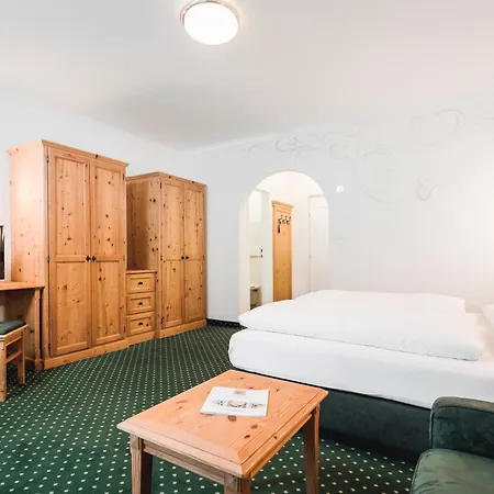 Krumers Post Hotel&spa 4*