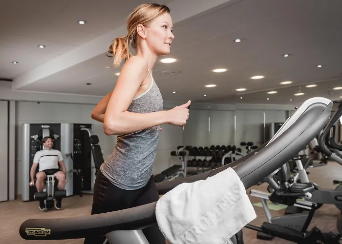 Szálloda Post Seefeld - Wellnesshotel Tirol